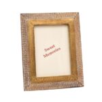 Wooden Photo Frame Set – Embossed Circular - Image 3